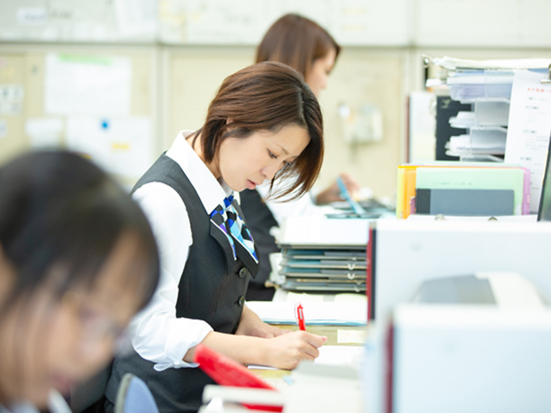 フロント営業の写真1