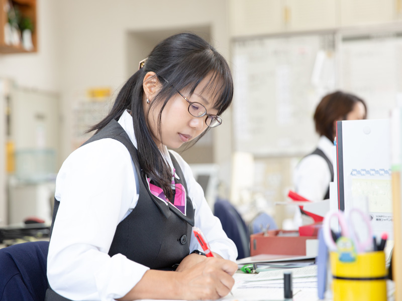フロント営業の写真2